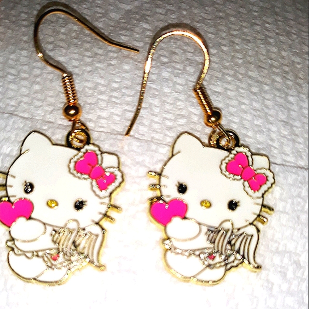 NEW HELLO KITTY Dangle Earrings Enamel Sanrio Kawaii Cute Japanese Kumari NWT